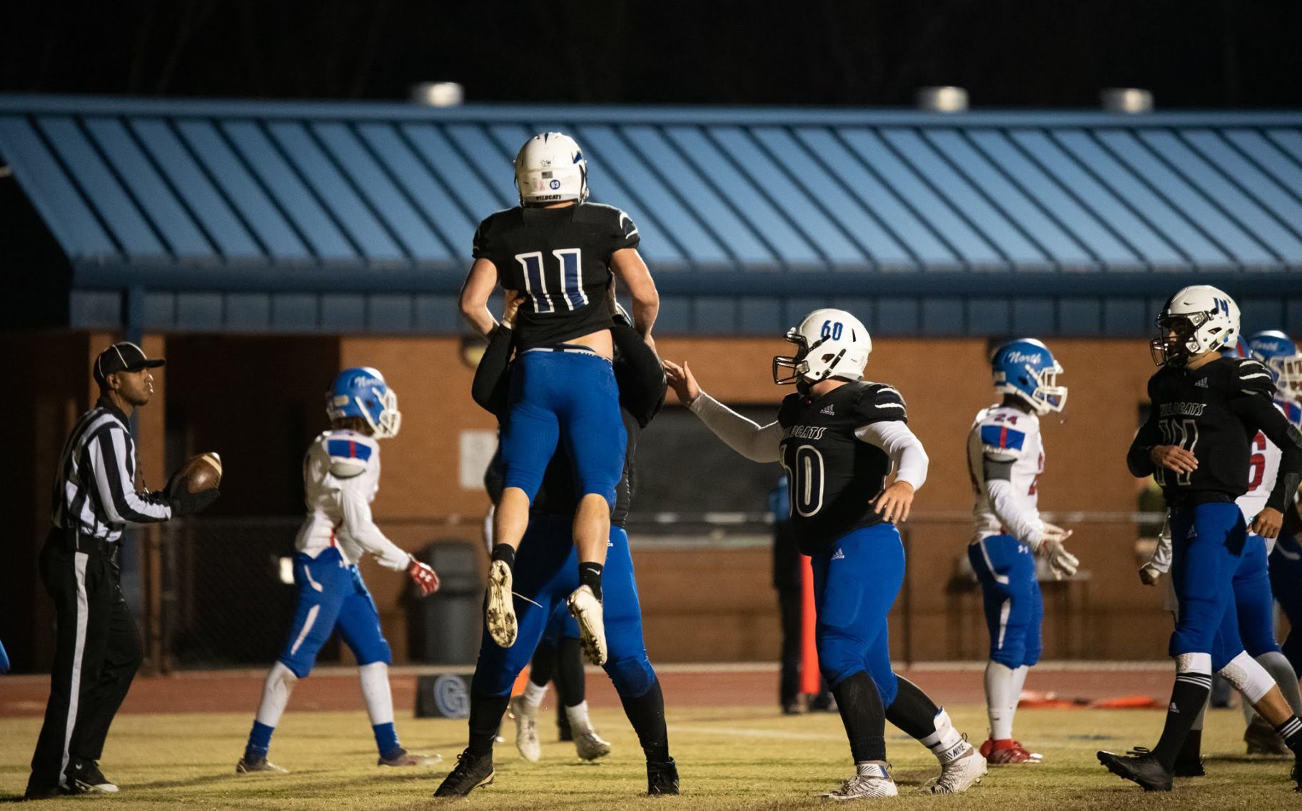 Lake Norman football (9).jpg